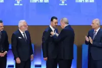 AK Parti'ye Katılanlar Belli Oldu! Liste Çarpıcı İsimler Var
