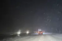 Ankara’nın Çevre İlçelerinde Kar Yağışı Ulaşımı Durma Noktasına Getirdi