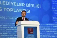 Ekrem İmamoğlu'nu AK Parti'nin Ağır İsimlerinden Biri Ziyaret Etti