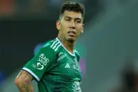 Fenerbahçe'ye Gol Makinesi Geliyor: 183 Gole İmza Atan Roberto Firmino Kimdir?