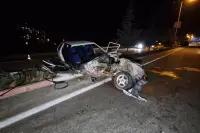 Karaman Çevre Yolu’nda Feci Kaza: Otobüs Sollamak İsteyen Araç Refüje Çıktı, 4 Yaralı