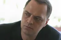 Kötü Kan Dizisi Kartal Kimdir? Ertan Saban'ın Canlandırdığı Karakter Hakkında Detaylar