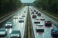Trafikte Yeni Dönem Başlıyor 'Yapay Zeka ile Hız Tespiti': Cezalar Cep Yakacak Aman Dikkat!