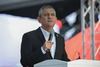 Özgür Özel'den Ferdi Zeyrek için Taziye Mesajı