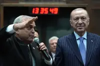 CHP'den AK Parti'ye Geçen Hasan Ufuk Çakır'ın Erdoğan'a Verdiği Asker Selamı Gündemden Düşmüyor