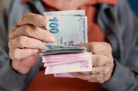 Zam Farkları Bugün Hesaplarda! İşte Ocak 2027 Emekli Maaş Zammı Hesaplamaları
