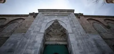 Bursa’da Tarihi Camilere Yönelik Güvenlik Hizmetlerinin Sonlandırılması Kararına Tepkiler Büyüyor