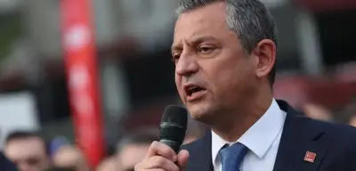 CHP Lideri Özgür Özel'den MEB'e Sert Tepki: "Hadi Gelin Kapatın"