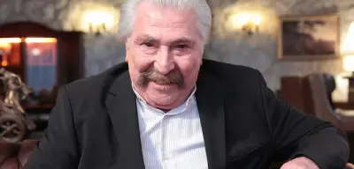 Erdal Özyağcılar hakkında çıkan vefat haberlerine kızından sert tepki