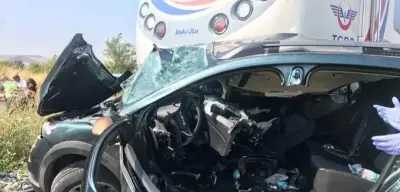 İzmir’in Menemen İlçesinde Trenle Araç Çarpıştı: 3 Ölü!