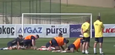 Jose Mourinho Ezber Bozuyor! Orta Sahada O İsmi Kullanacak