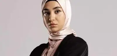 Kızıl Goncalar Birgül Kimdir? Sitare Akbaş'ın Canlandırdığı Birgül Karakteri Hakkında Kapsamlı Bilgiler