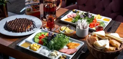 Sabah Kahvaltıda Ne Tok Tutar? Mideyi Tok Tutmak İçin En İyi Besinler