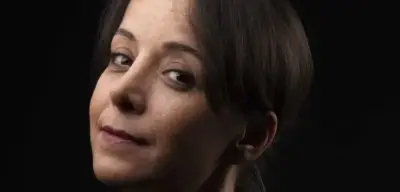 Sahipsizler Dizisinde Süheyla Kimdir? Bilge Can’ın Canlandırdığı Bu Önemli Karakterin Tüm Detayları