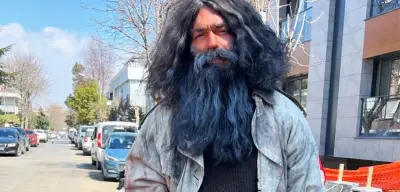 Şükrü Özyıldız Son Görüntüsüyle Şaşırttı: Tanınmaz Hale Gelen Yakışıklı Oyuncu Hangi Proje İçin İmaj Değiştirdi?