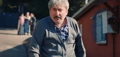 Taş Kağıt Makas Dizisi Dursun Kimdir? Tuna Orhan'ın Canlandırdığı Dursun’un Hikayesi ve Özellikleri