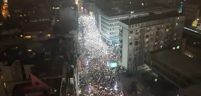 Belgrad'da Protesto: Binler Sokağa Döküldü