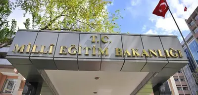 Öğretmenler İçin Beş Yılda Bir Zorunlu Eğitim: Detayları Bakan Tekin Duyurdu