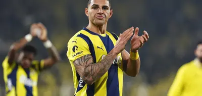 Fenerbahçe'ye Defans Hattından Müjdeli Haber