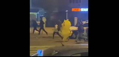 Antalya'da Eylemci 'Pikachu' Polisten Böyle Kaçtı!