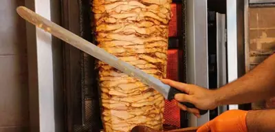 Dönerde Çiğ Et Kullanan İşletmeler Kapatılacak