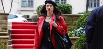 Demet Özdemir'in Eşref Rüya'dan Kazandığı Ücret Dudak Uçuklattı!