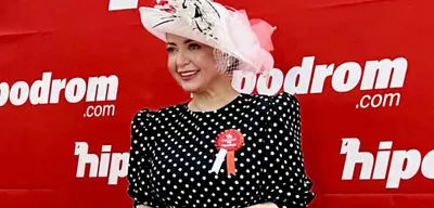 Sibel Taşçıoğlu Gazi Koşusu'nu Leydi Di Kombiniyle İzledi