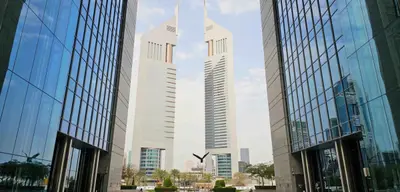Dubai Finans Merkezi Vuruldu: İşte Bölgeden İlk Görüntüler!