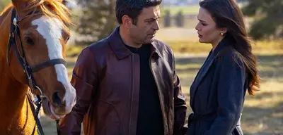Uzak Şehir'in Yıldızları Sinem Ünsal ve Ozan Akbaba Kapadokya'da!