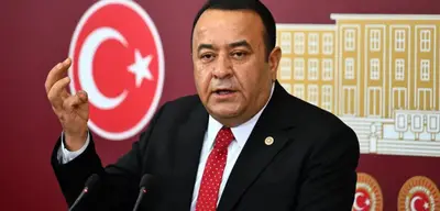 Adnan Beker, Cumhuriyet Halk Partisi'nden İstifa Etti