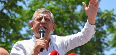 Özgür Özel, Deniz Göktaş'ı Ziyaret Etti
