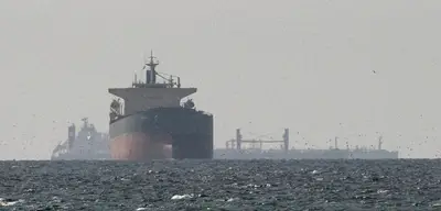 Hürmüz Boğazı'nda 4 Gemi İHA ve Füze Saldırısıyla Durduruldu