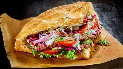 Almanya'da Ekmek Arası Döner 10 Euro'dan Satılacak!