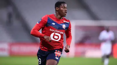 Galatasaray ve Fenerbahçe, Jonathan David için Yarışa Katıldı: Osimhen ve Dzeko'nun Alternatifi Olarak Görülüyor!