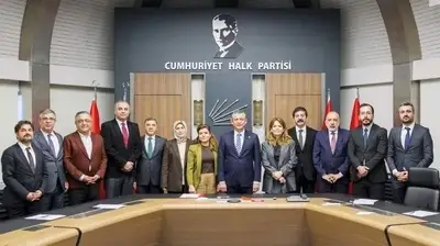Özel, Diyarbakır Heyetini Kabul Etti