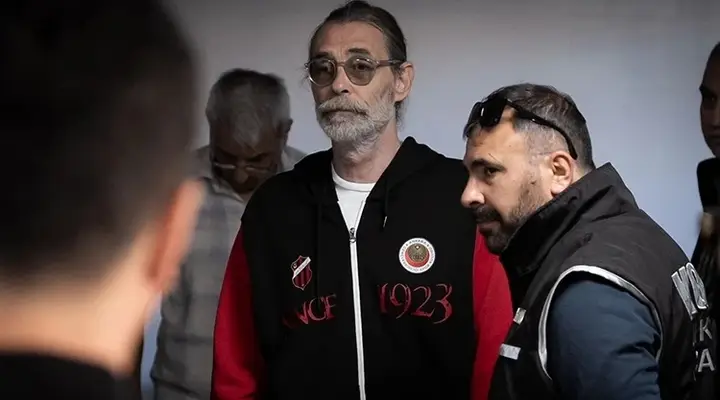 Erdal Beşikçioğlu'nun Uyuşturucu Testi Pozitif Çıktı