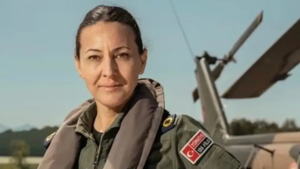 Albay Özlem Karapınar, Türk Hava Kuvvetleri'nin İlk Kadın Generali Oldu!